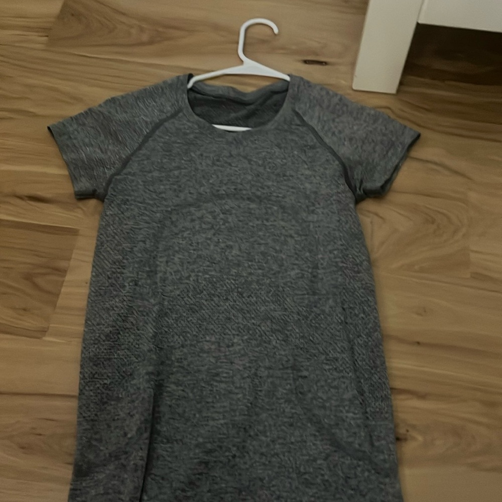 Lululemon Swifty Tech